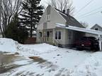 One-and-a-half-storey house for sale (Saguenay/Lac-Saint-Jean) #QL584