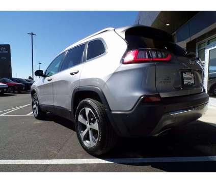 2020 Jeep Cherokee Limited is a Silver 2020 Jeep Cherokee Limited SUV in Hagerstown MD