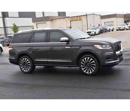 2024 Lincoln Navigator Black Label is a Grey 2024 Lincoln Navigator Black Label SUV in Grapevine TX