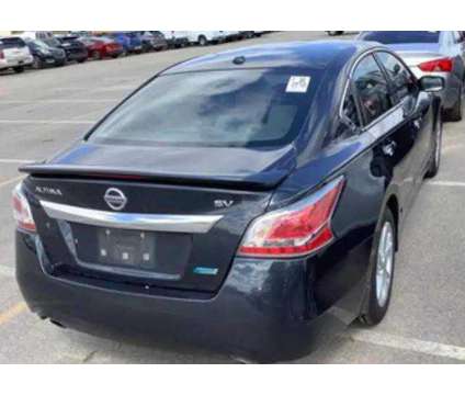 2014 Nissan Altima for sale is a Blue 2014 Nissan Altima 2.5 Trim Car for Sale in Memphis TN