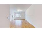 2 bed flat for sale in Prince Of Wales Close, NW4, London