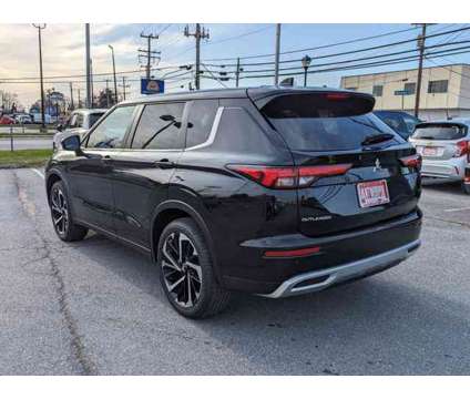 2024 Mitsubishi Outlander SE is a Black 2024 Mitsubishi Outlander SE SUV in Randallstown MD