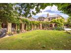 5 bedroom property for sale in Sheep Street, Charlbury, Chipping Norton