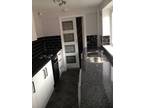 Mint 3 bed student house with upstairs bathroom and downstairs toilet - Pads for