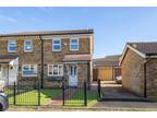 3 bedroom semi-detached house for sale in Rushall Green, Luton, Bedfordshire