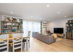 3 bed flat to rent in Leyton Road, E15, London