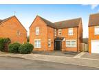 4 bedroom detached house for sale in Price Close West, Warwick, Warwickshire