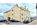 Custom House Court, Penzance TR18 2 bed flat for sale -