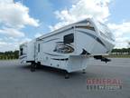 2014 Keystone Montana Big Sky 3725RL