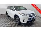 2017 Toyota Highlander White, 132K miles