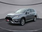 2022 Mitsubishi Outlander Gray, 27K miles