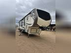 2016 Keystone Montana Luxury 3820FK 40ft