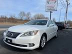 Used 2011 Lexus ES 350 for sale.