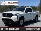 2024 Nissan frontier White, new