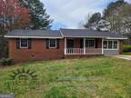 Home For Rent In Winder, Georgia