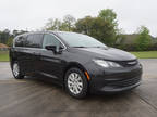 2019 Chrysler Pacifica Black, 144K miles