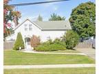 157 Lake Ave Deer Park, NY