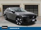 2024 Volvo XC60 Recharge Plug-In Hybrid T8 Plus Dark Theme