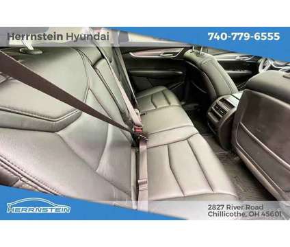 2017 Cadillac XT5 Luxury is a Silver 2017 Cadillac XT5 Luxury SUV in Chillicothe OH