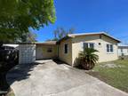 22 W Cooper Dr, Panama City, FL 32404