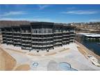 Lake Ozark, Walk in level 3 bed/3 bath condo at Lake of the