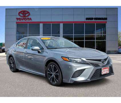 2019 Toyota Camry SE is a Silver 2019 Toyota Camry SE Car for Sale in Clarksville MD