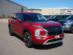 2024 Mitsubishi Outlander Red, 11 miles