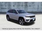 2024 Jeep grand cherokee Silver, 2791 miles