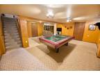 3118 W Thorncrest Dr Franklin, WI