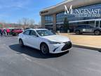 2024 Lexus ES 300h Luxury