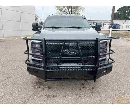 2023 Ford F-250SD Lariat is a Grey 2023 Ford F-250 Lariat Truck in Cordell OK