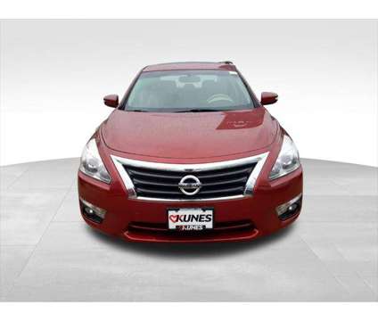 2014 Nissan Altima 2.5 SL is a Red 2014 Nissan Altima 2.5 Trim Sedan in Quincy IL