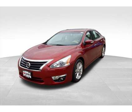 2014 Nissan Altima 2.5 SL is a Red 2014 Nissan Altima 2.5 Trim Sedan in Quincy IL