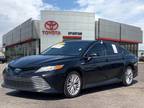 2020 Toyota Camry Hybrid XLE