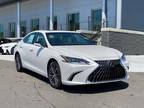 2024 Lexus ES 300h Base