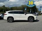 2020 Toyota Highlander Hybrid XLE