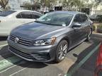 2018 Volkswagen Passat 2.0T R-Line