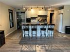 Lake Ozark, Super clean and beautifully updated 1 bedroom/1