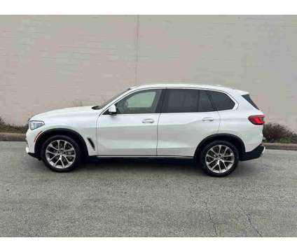 2019UsedBMWUsedX5UsedSports Activity Vehicle is a White 2019 BMW X5 Car for Sale in Moline IL