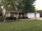 Home For Sale In Lake Zurich, Illinois