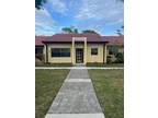 1211 56th St W, Bradenton, FL 34209