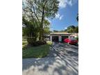 9222 Wedgewood Ln, Tamarac, FL 33321