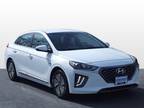 2020 Hyundai Ioniq Hybrid SE