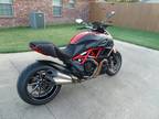 2012 Ducati DIAVEL CARBON