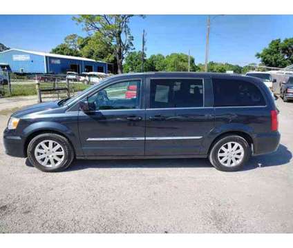 2013 Chrysler Town &amp; Country for sale is a Blue 2013 Chrysler town &amp; country Car for Sale in Okeechobee FL