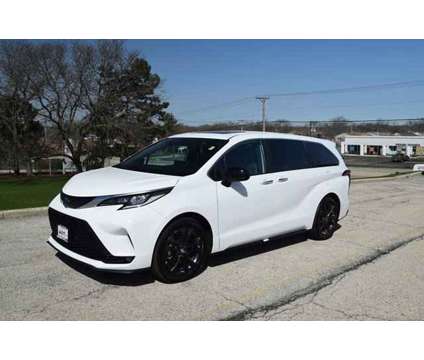 2023 Toyota Sienna XSE is a Silver 2023 Toyota Sienna Car for Sale in Lombard IL