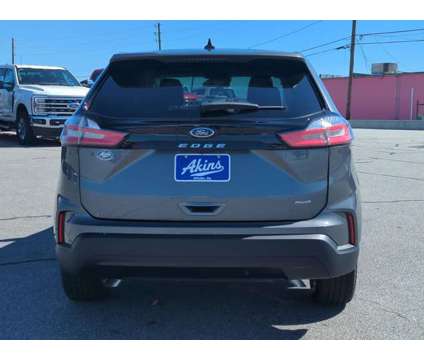 2024 Ford Edge SE is a Grey 2024 Ford Edge SE Car for Sale in Winder GA