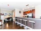 Condo For Sale In Chicago, Illinois