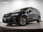 2021 Chrysler Pacifica Hybrid Black, 71K miles