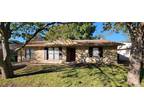 Single Family Residence, Traditional - Greenville, TX 3100 Lark St